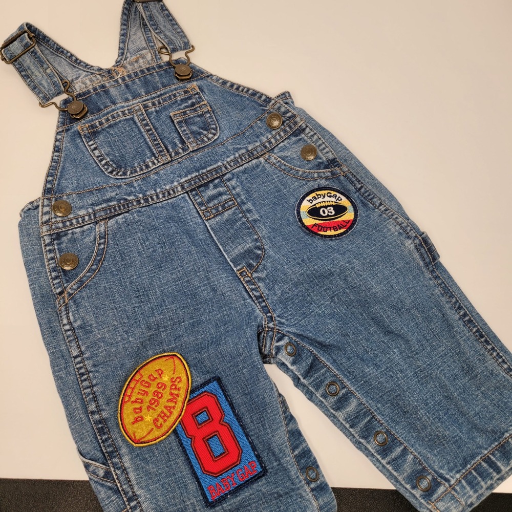 Baby Gap Denim Overalls Baby 3-6M Blue Excellnt Varsity Sports Patches 174504-00